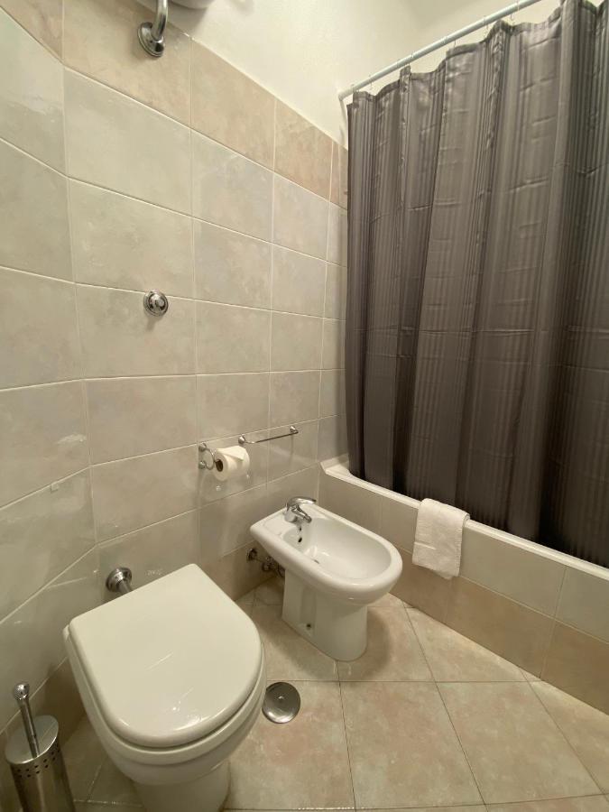 Ferienwohnung Dimora De Amicis 88 Bari Exterior foto